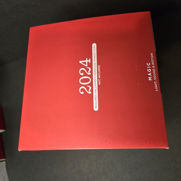 2024 Hallmark "Shut Down The Garbage Mashers!" Star Wars: A New Hope Ornament - Picture 6 of 7